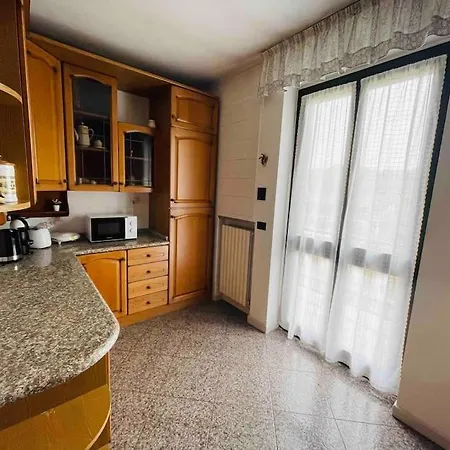Apartment Qomo Con Terrazza-netflix&wifi *