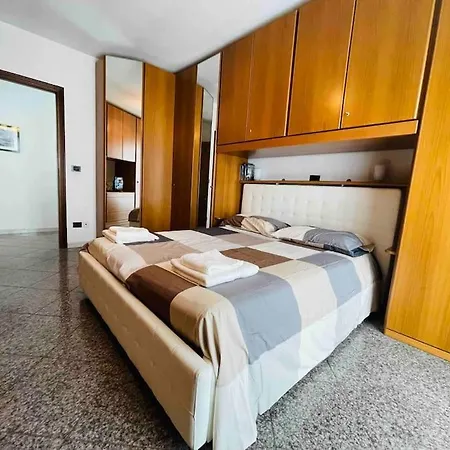 Apartment Qomo Con Terrazza-netflix&wifi Pecetto di Valenza